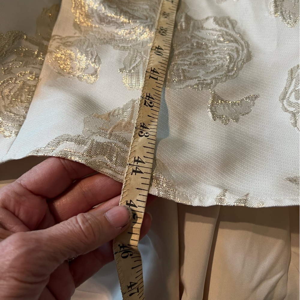 Eliza J hi lo gown size 6 champagne and gold  NWOT - Picture 11 of 12